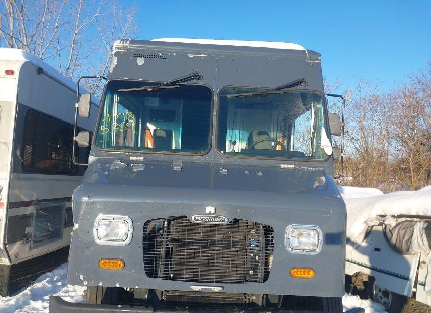 Photo 12 of 2020 Freightliner Mt45g N/A (VIN 4UZAC2EA3LCLZ6285)