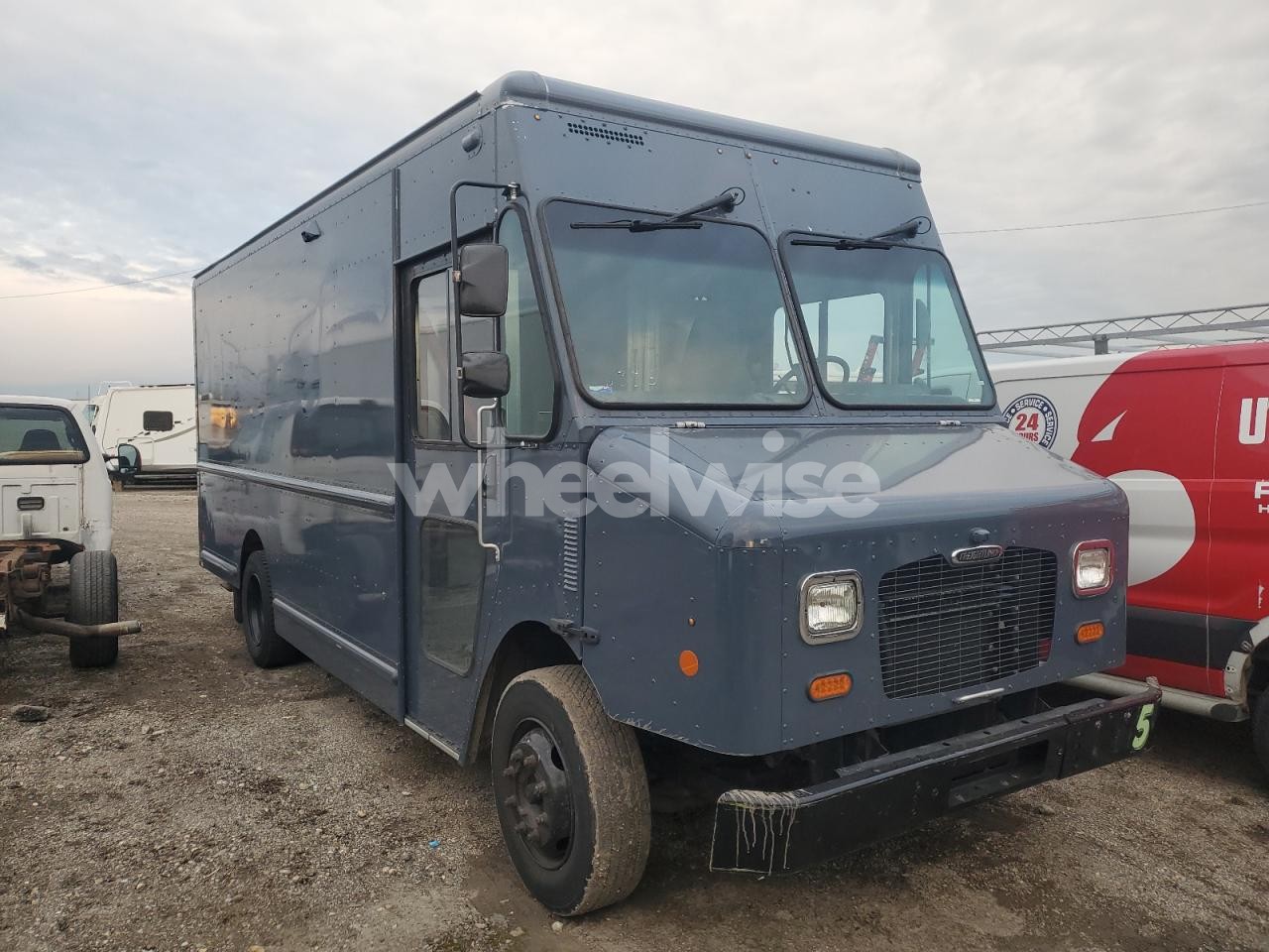 Photo 4 of 2020 FREIGHTLINER MT 45G DELIVERY TRUCK (VIN 4UZAC2EA3LCLZ6335)