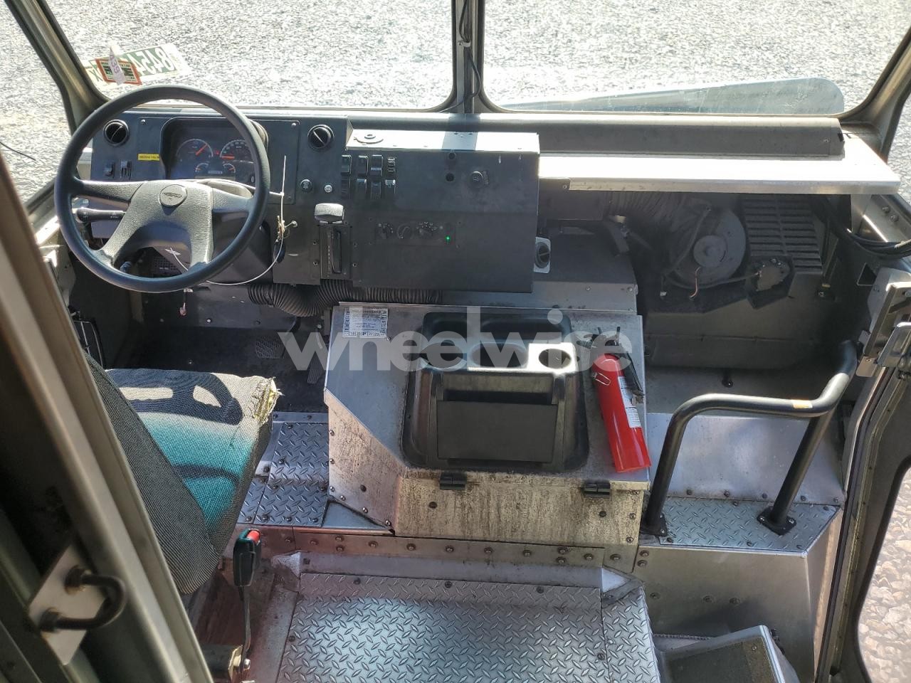 Photo 8 of 2020 FREIGHTLINER CHASSIS M LINE WALK-IN VAN (VIN 4UZAC2EA4LCMH8005)