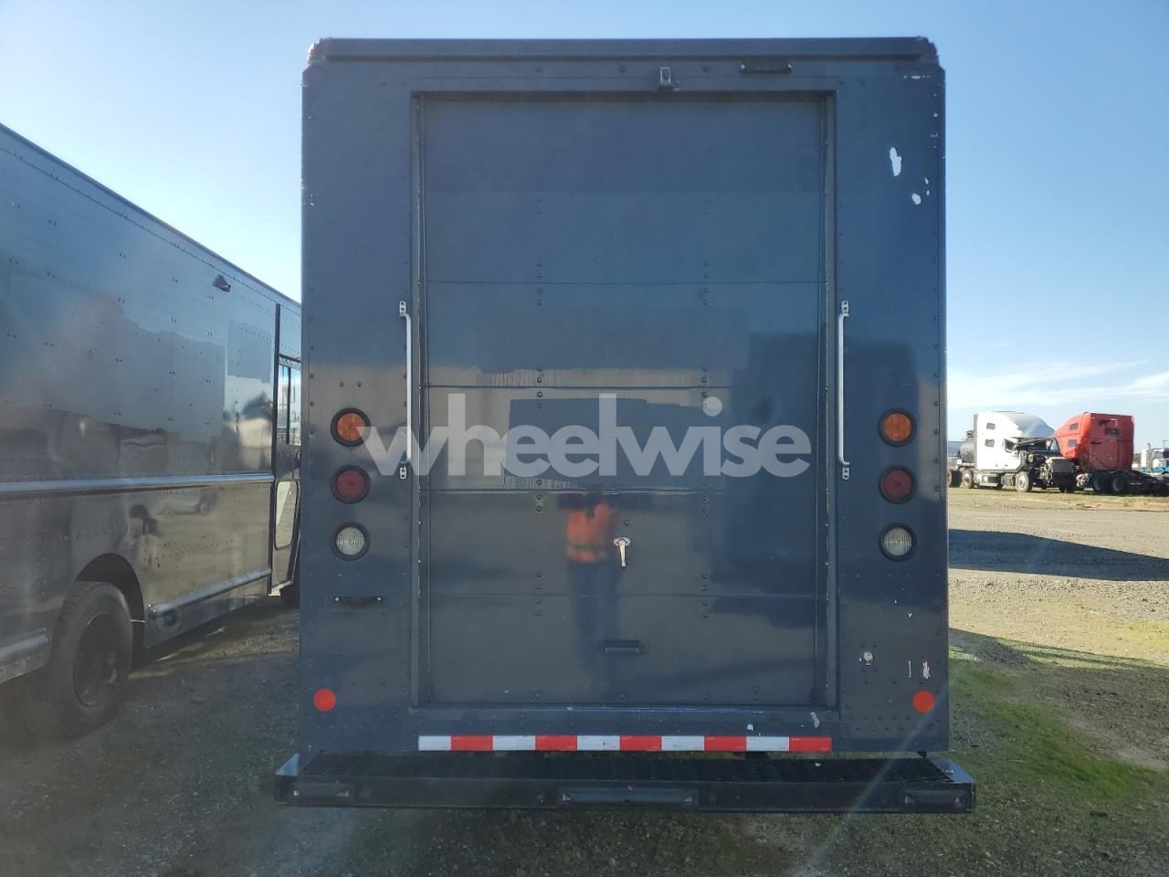 Photo 6 of 2021 FREIGHTLINER CHASSIS M LINE WALK-IN VAN (VIN 4UZAC2EA4MCMN0016)