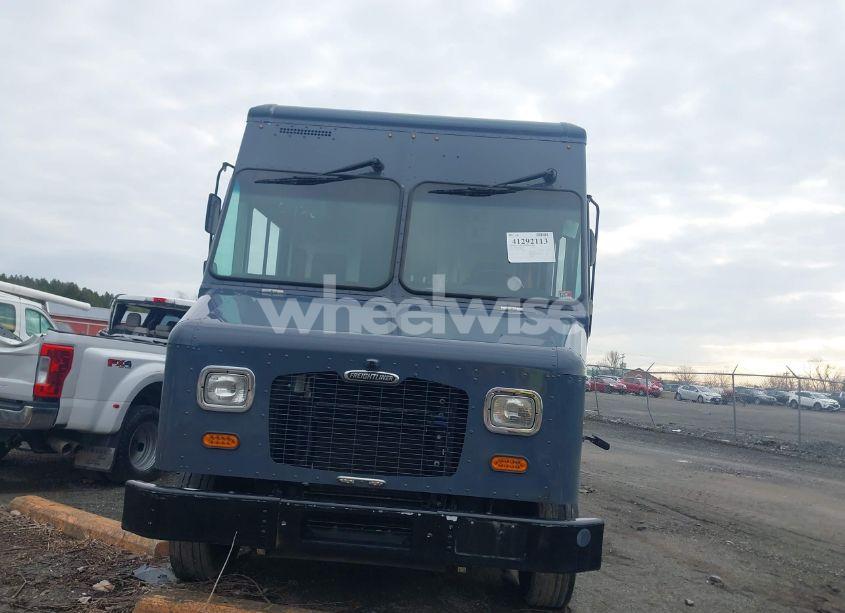 Photo 12 of 2020 Freightliner Mt45g N/A (VIN 4UZAC2EA5LCLZ6420)