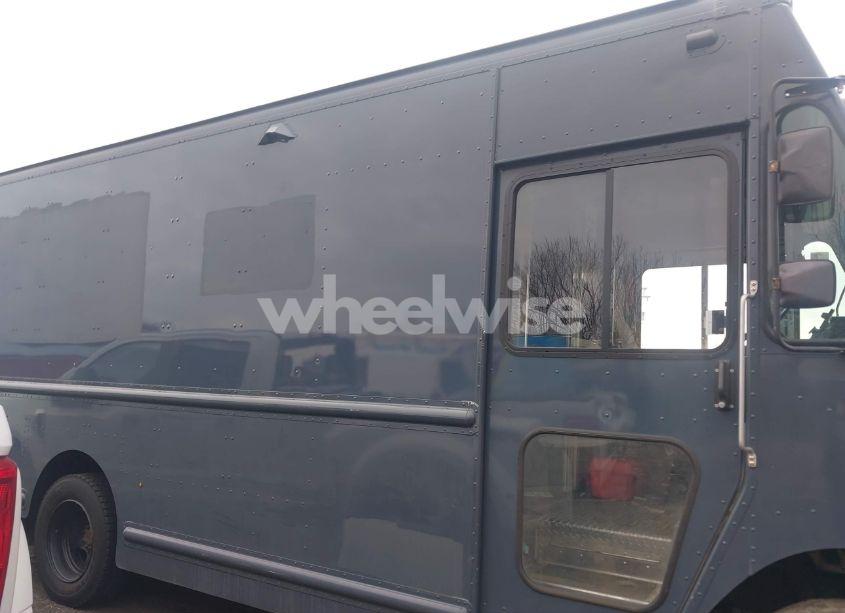 Photo 13 of 2020 Freightliner Mt45g N/A (VIN 4UZAC2EA5LCLZ6420)