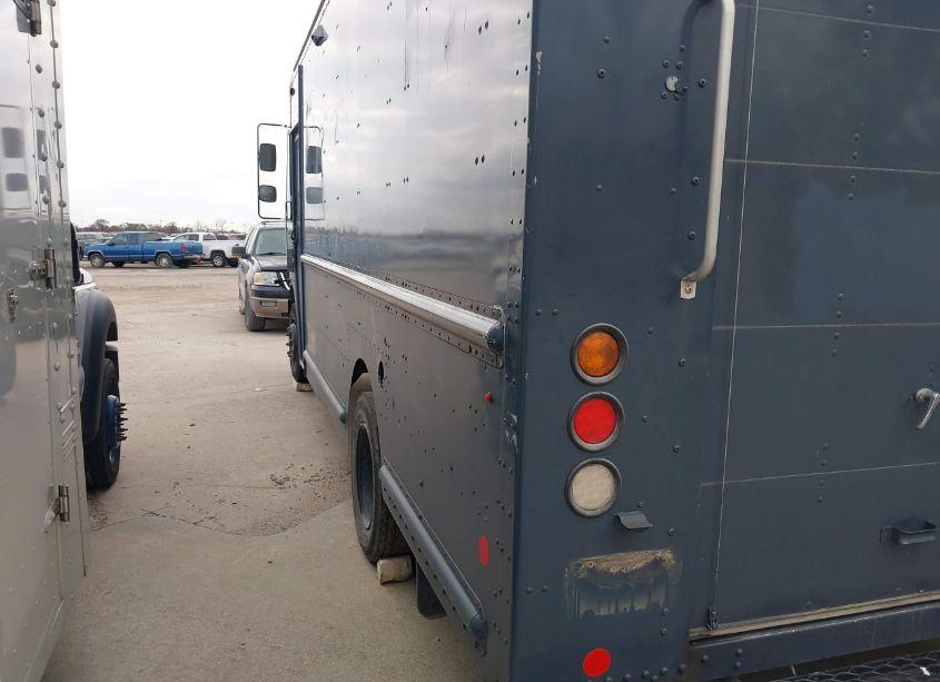 Photo 3 of 2020 Freightliner Mt45g N/A (VIN 4UZAC2EA5LCLZ7244)