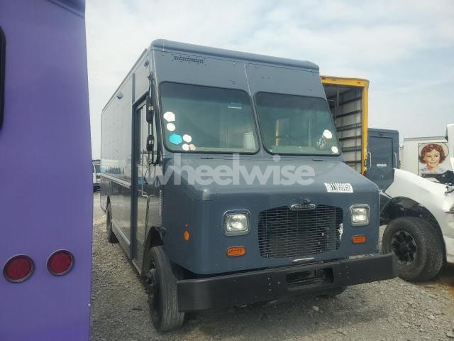 Photo 8 of 2020 FREIGHTLINER CHASSIS M LINE WALK-IN VAN (VIN 4UZAC2EA6LCMK0160)