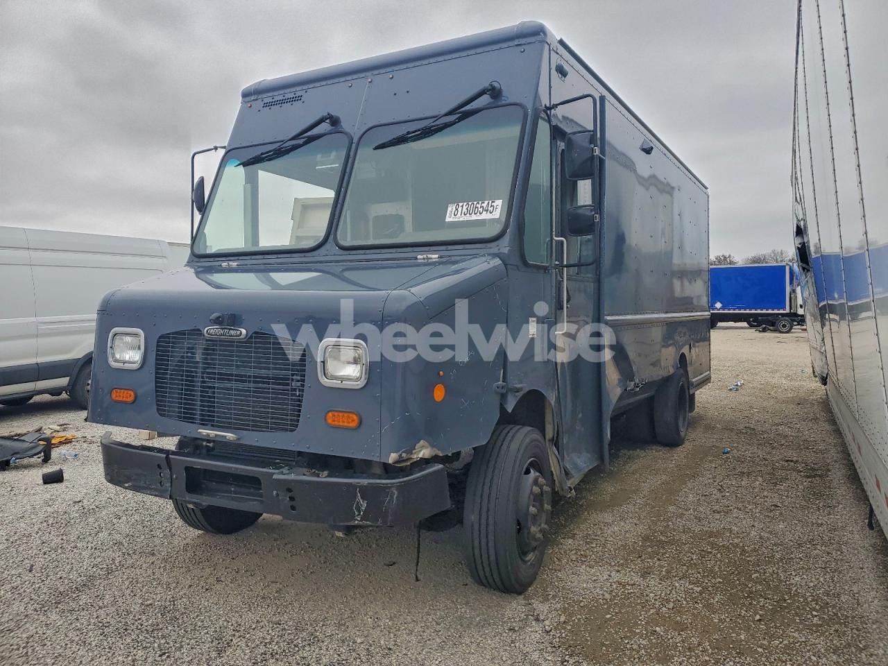 Photo 2 of 2020 FREIGHTLINER MT45G DELIVERY TRUCK (VIN 4UZAC2EA7LCMH7771)
