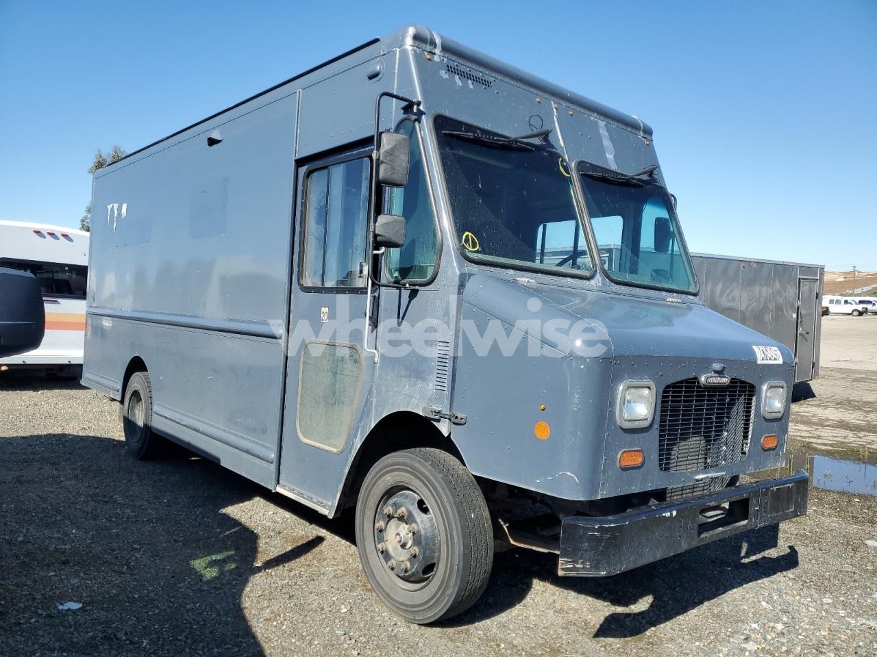 Photo 4 of 2020 FREIGHTLINER CHASSIS M LINE WALK-IN VAN (VIN 4UZAC2EA8LCLZ6041)