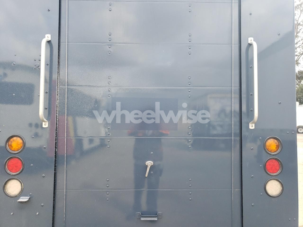 Photo 10 of 2020 FREIGHTLINER CHASSIS M LINE WALK-IN VAN (VIN 4UZAC2EA8LCLZ6749)