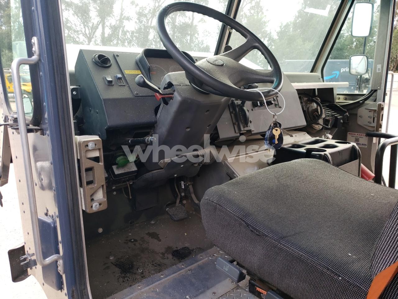 Photo 8 of 2020 FREIGHTLINER CHASSIS M LINE WALK-IN VAN (VIN 4UZAC2EA8LCLZ6749)