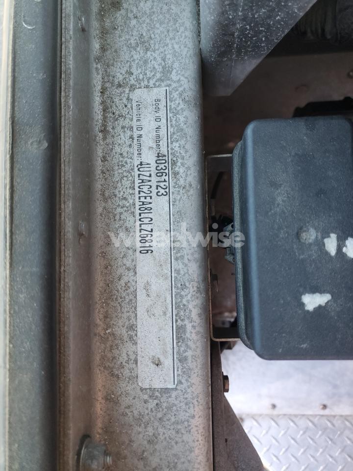 Photo 14 of 2020 FREIGHTLINER CHASSIS M LINE WALK-IN VAN (VIN 4UZAC2EA8LCLZ6816)