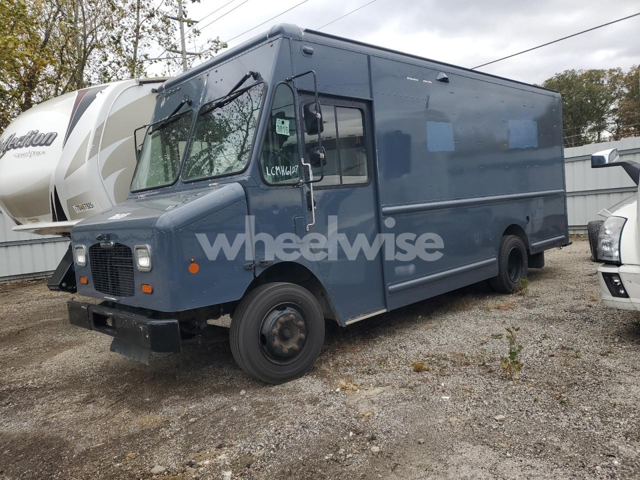 2020 FREIGHTLINER CHASSIS M LINE WALK-IN VAN (VIN 4UZAC2EA8LCMH6127) main photo