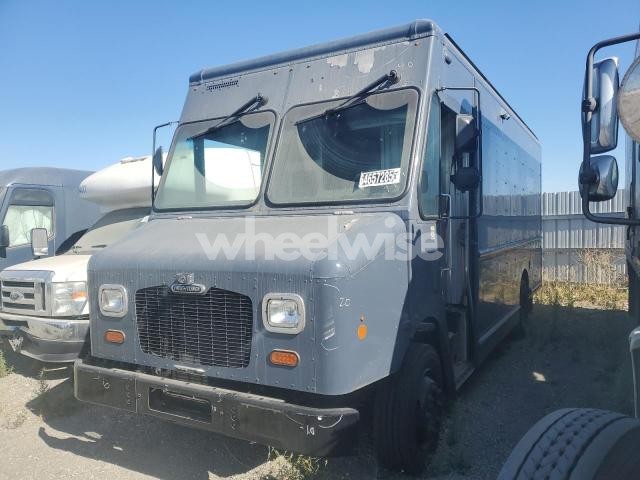 2020 FREIGHTLINER CHASSIS M LINE WALK-IN VAN (VIN 4UZAC2EA8LCMH7794) main photo