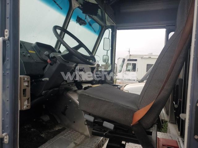 Photo 4 of 2020 FREIGHTLINER CHASSIS M LINE WALK-IN VAN (VIN 4UZAC2EA8LCMH7794)