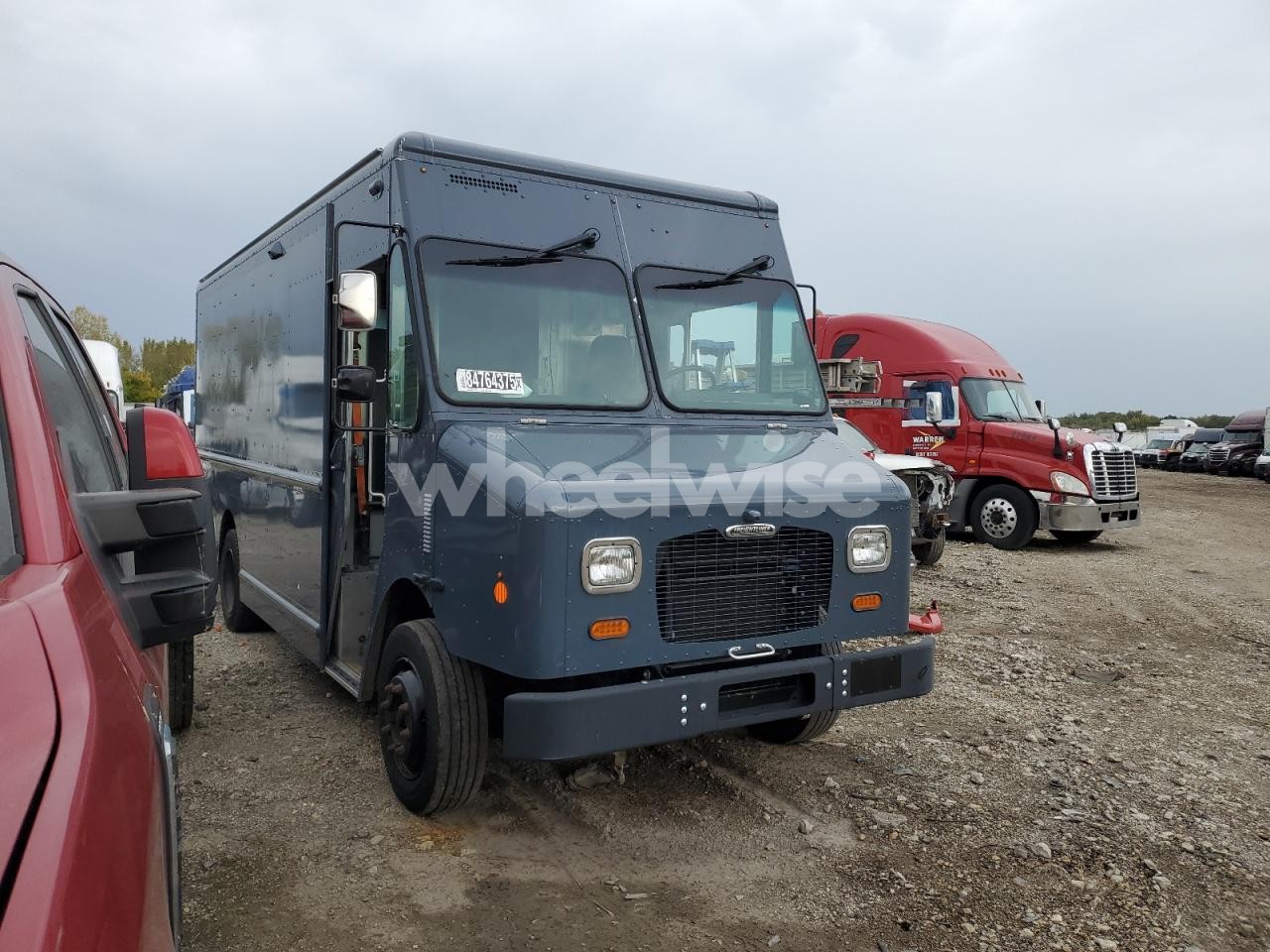 Photo 4 of 2021 FREIGHTLINER CHASSIS M LINE WALK-IN VAN (VIN 4UZAC2EA8MCML0755)