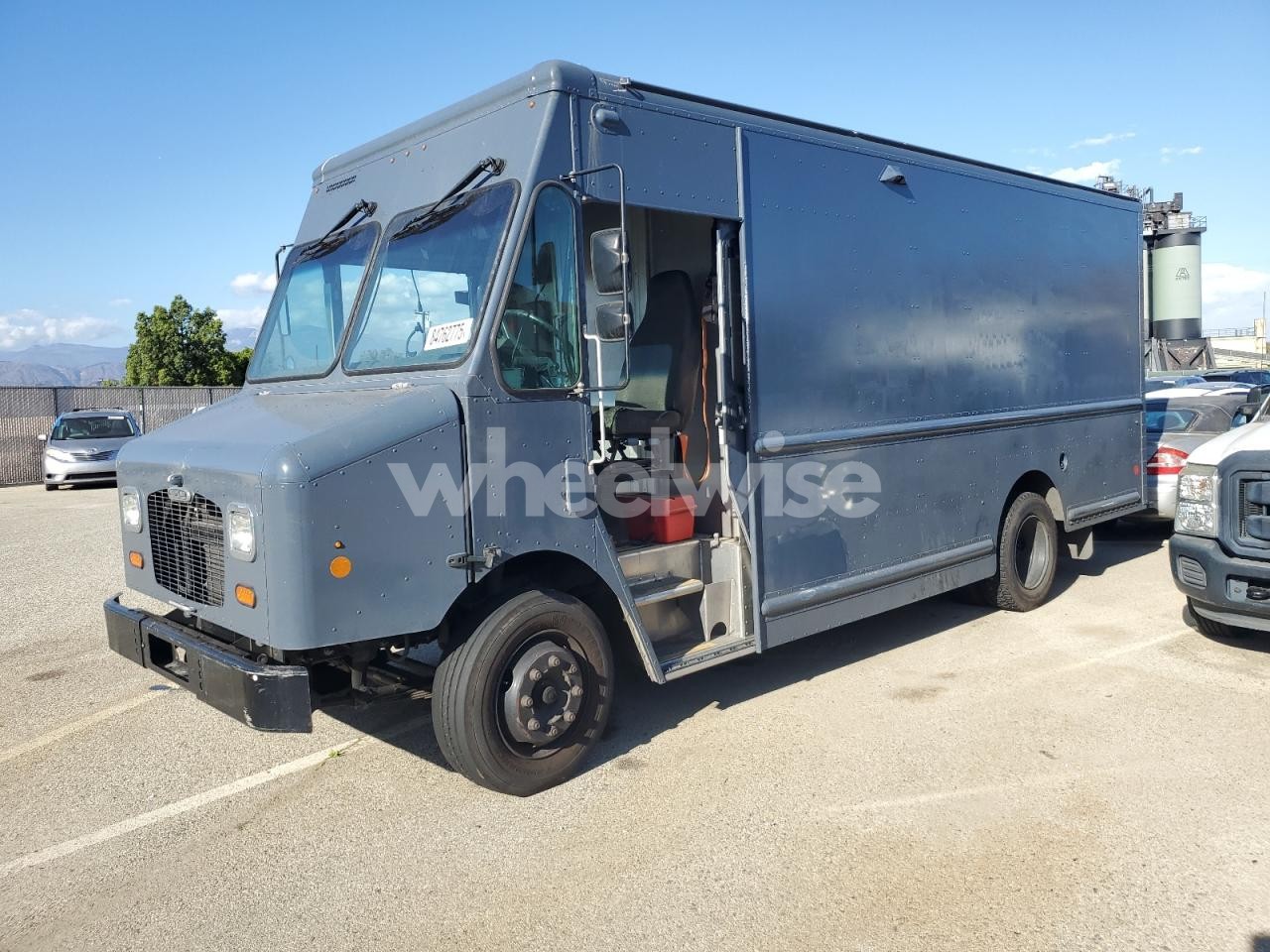 2021 FREIGHTLINER CHASSIS M LINE WALK-IN VAN (VIN 4UZAC2EA8MCMM9175) main photo