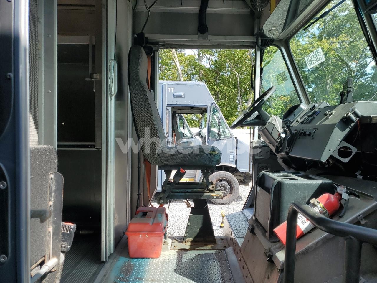 Photo 11 of 2020 FREIGHTLINER CHASSIS M LINE WALK-IN VAN (VIN 4UZAC2EA9LCLZ6775)