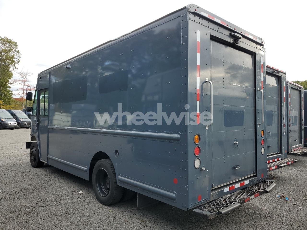 Photo 2 of 2020 FREIGHTLINER CHASSIS M LINE WALK-IN VAN (VIN 4UZAC2EA9LCLZ6775)