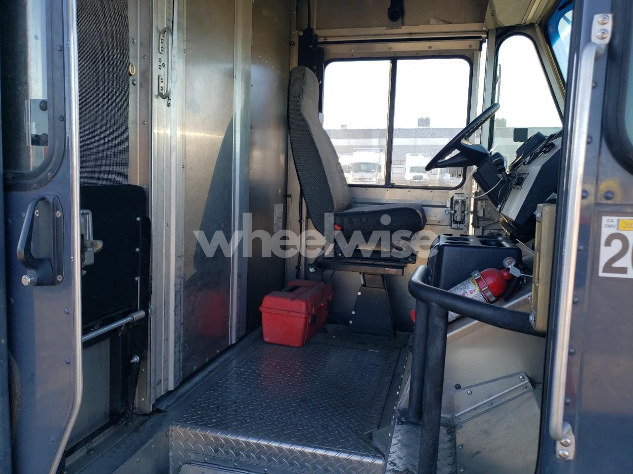 Photo 10 of 2020 FREIGHTLINER CHASSIS M LINE WALK-IN VAN (VIN 4UZAC2EA9LCLZ7134)