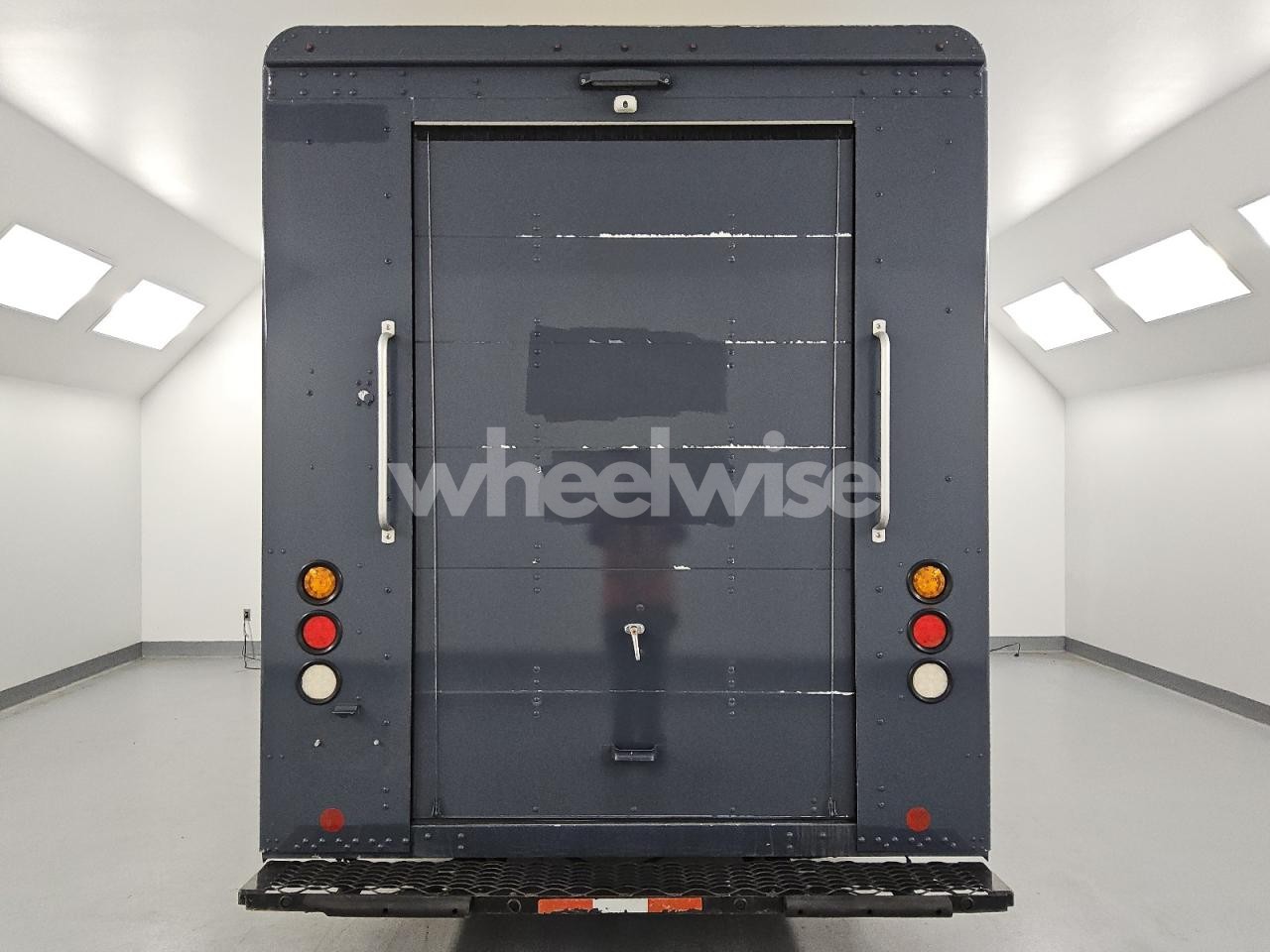 Photo 6 of 2020 FREIGHTLINER CHASSIS M LINE WALK-IN VAN (VIN 4UZAC2EA9LCLZ7229)
