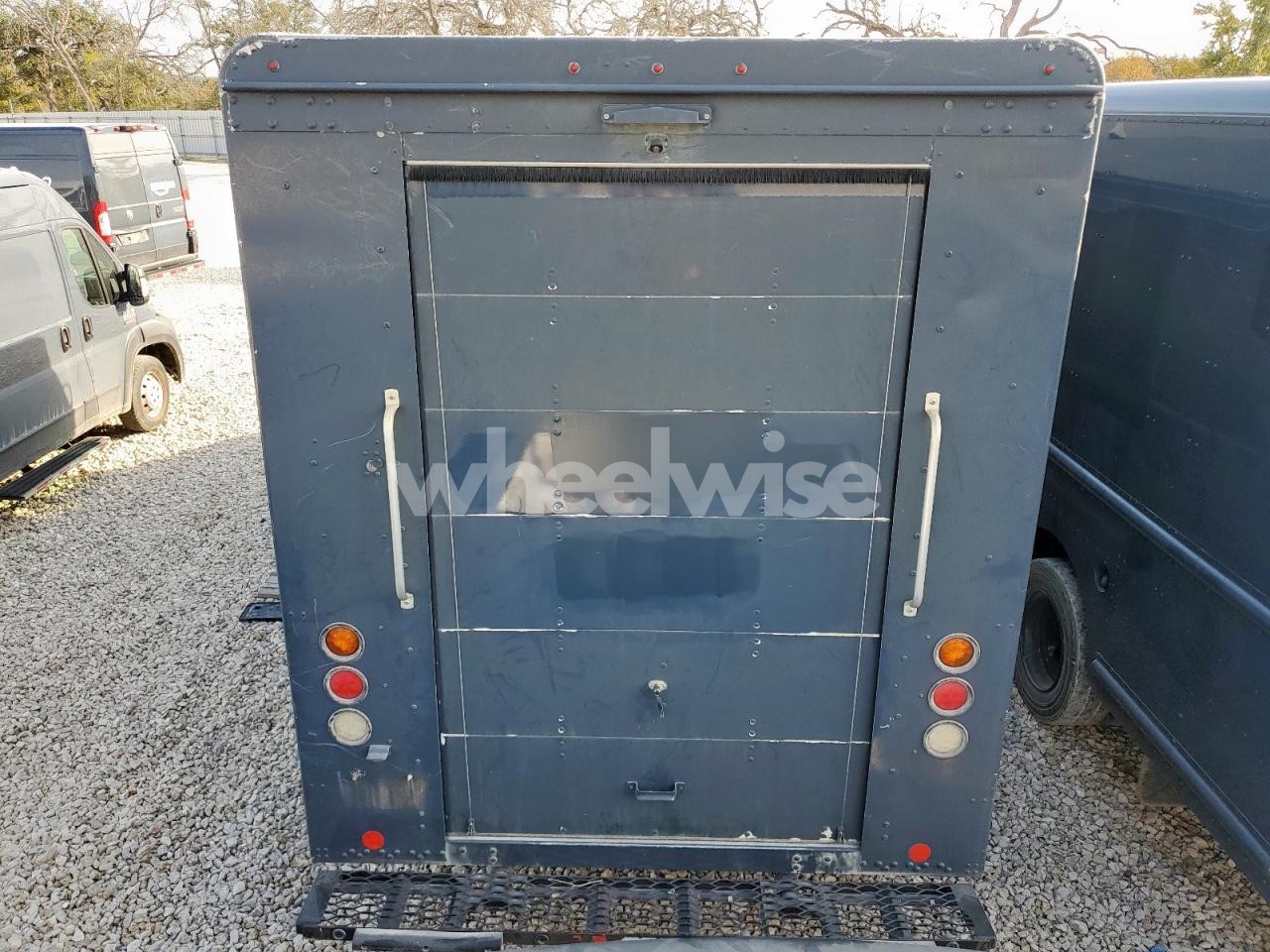 Photo 6 of 2020 FREIGHTLINER CHASSIS M LINE WALK-IN VAN (VIN 4UZAC2EA9LCMH8114)