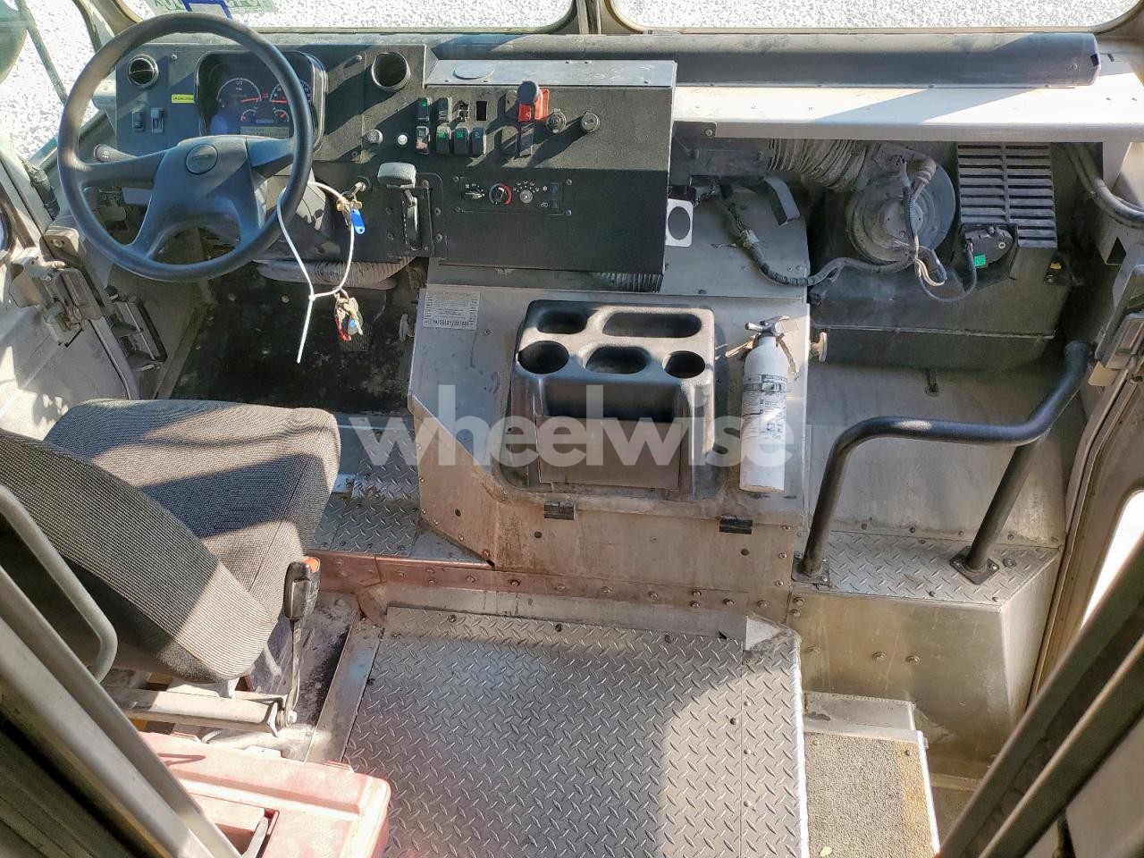 Photo 8 of 2020 FREIGHTLINER CHASSIS M LINE WALK-IN VAN (VIN 4UZAC2EA9LCMH8114)