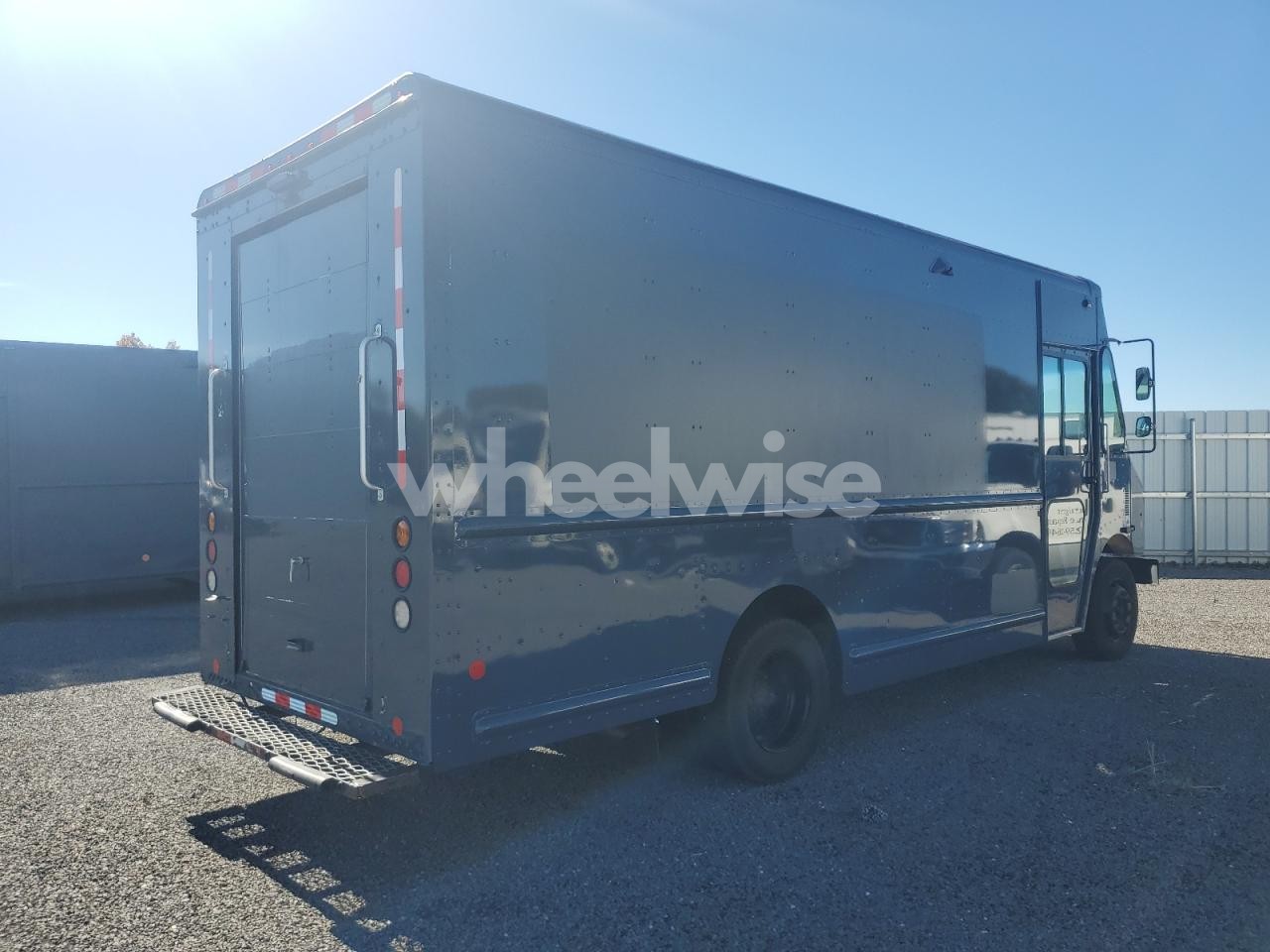 Photo 3 of 2021 FREIGHTLINER CHASSIS M LINE WALK-IN VAN (VIN 4UZAC2EA9MCML0862)