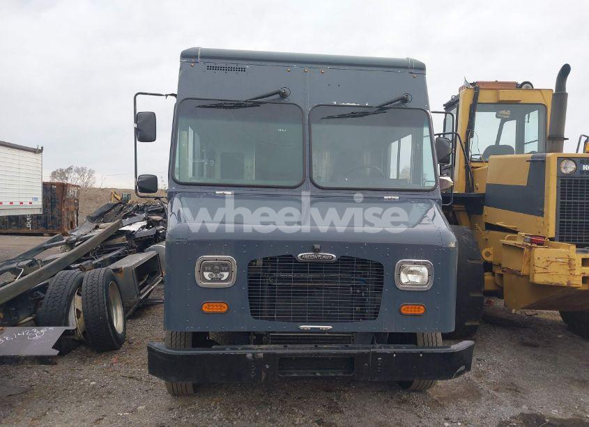 Photo 12 of 2020 Freightliner Mt45g N/A (VIN 4UZAC2EAXLCLZ6526)