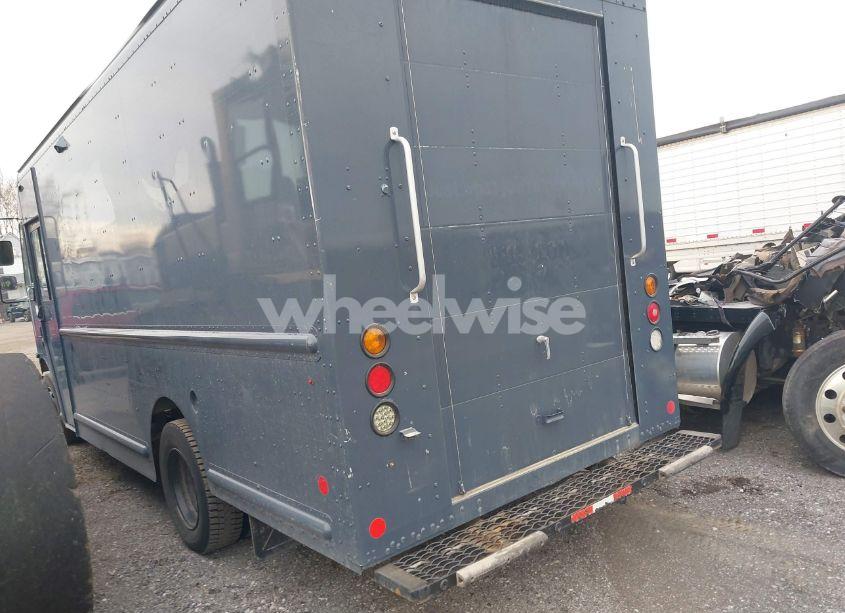 Photo 3 of 2020 Freightliner Mt45g N/A (VIN 4UZAC2EAXLCLZ6526)