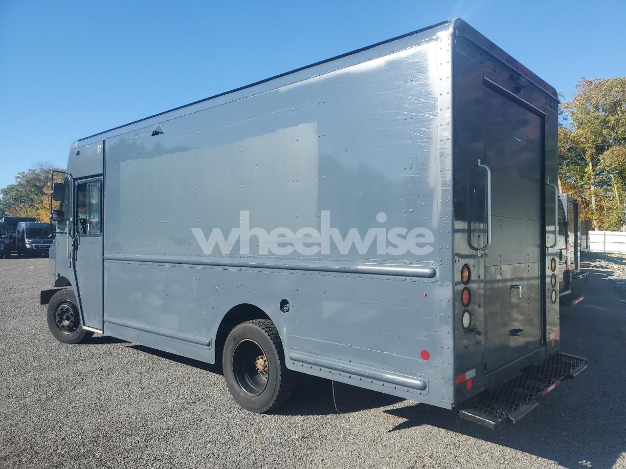 Photo 2 of 2020 FREIGHTLINER CHASSIS M LINE WALK-IN VAN (VIN 4UZAC2EAXLCLZ7207)