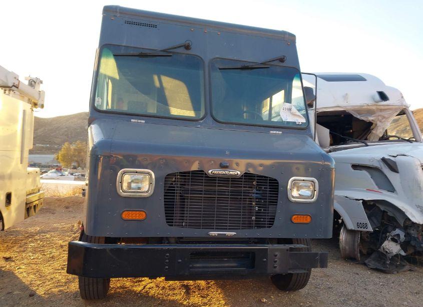 Photo 12 of 2020 Freightliner Mt45g N/A (VIN 4UZAC2EAXLCMH5917)