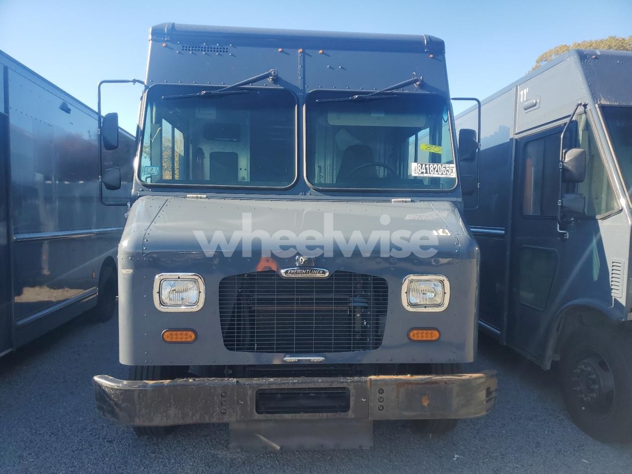 Photo 5 of 2021 FREIGHTLINER CHASSIS M LINE WALK-IN VAN (VIN 4UZAC2GA0MCMM9524)