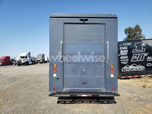 Photo 2 of 2021 FREIGHTLINER CHASSIS M LINE WALK-IN VAN (VIN 4UZAC2GA1MCMM9757)