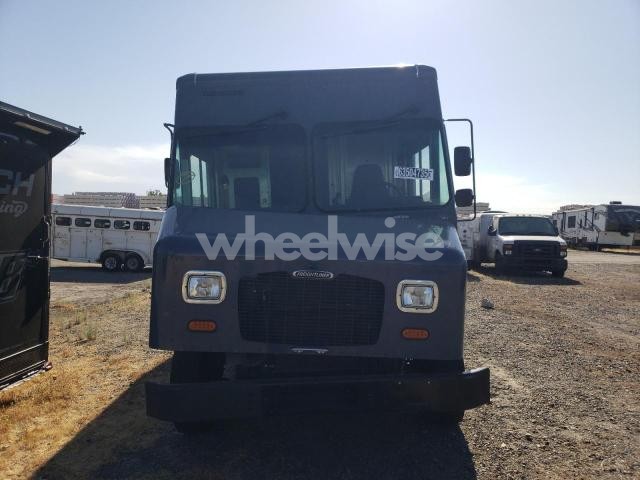 Photo 4 of 2021 FREIGHTLINER CHASSIS M LINE WALK-IN VAN (VIN 4UZAC2GA1MCMM9757)