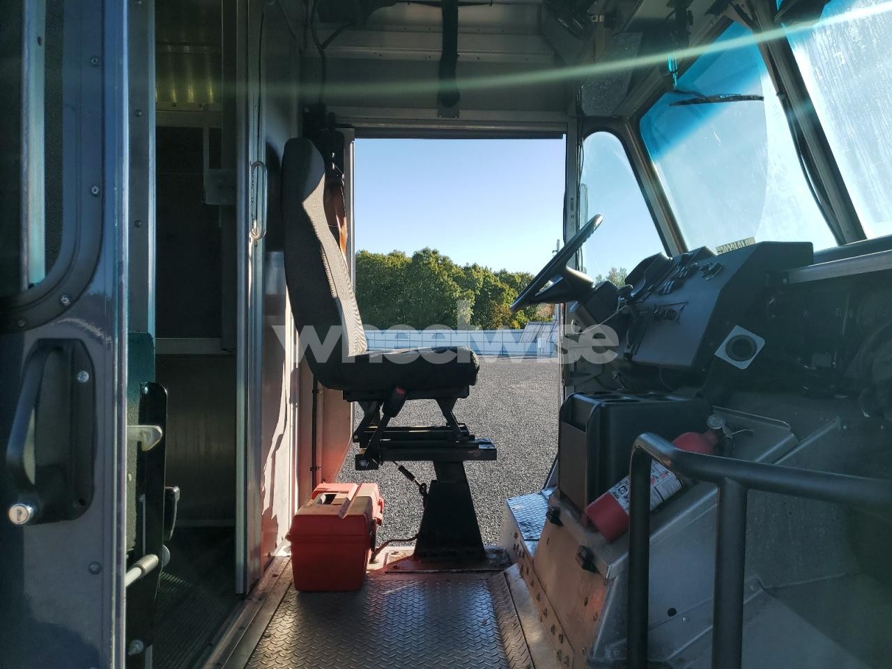 Photo 11 of 2021 FREIGHTLINER CHASSIS M LINE WALK-IN VAN (VIN 4UZAC2GA2MCMM9315)