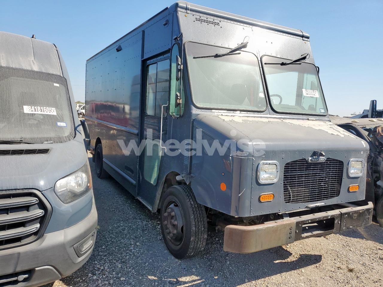 Photo 4 of 2021 FREIGHTLINER CHASSIS M LINE WALK-IN VAN (VIN 4UZAC2GA5MCMM9437)