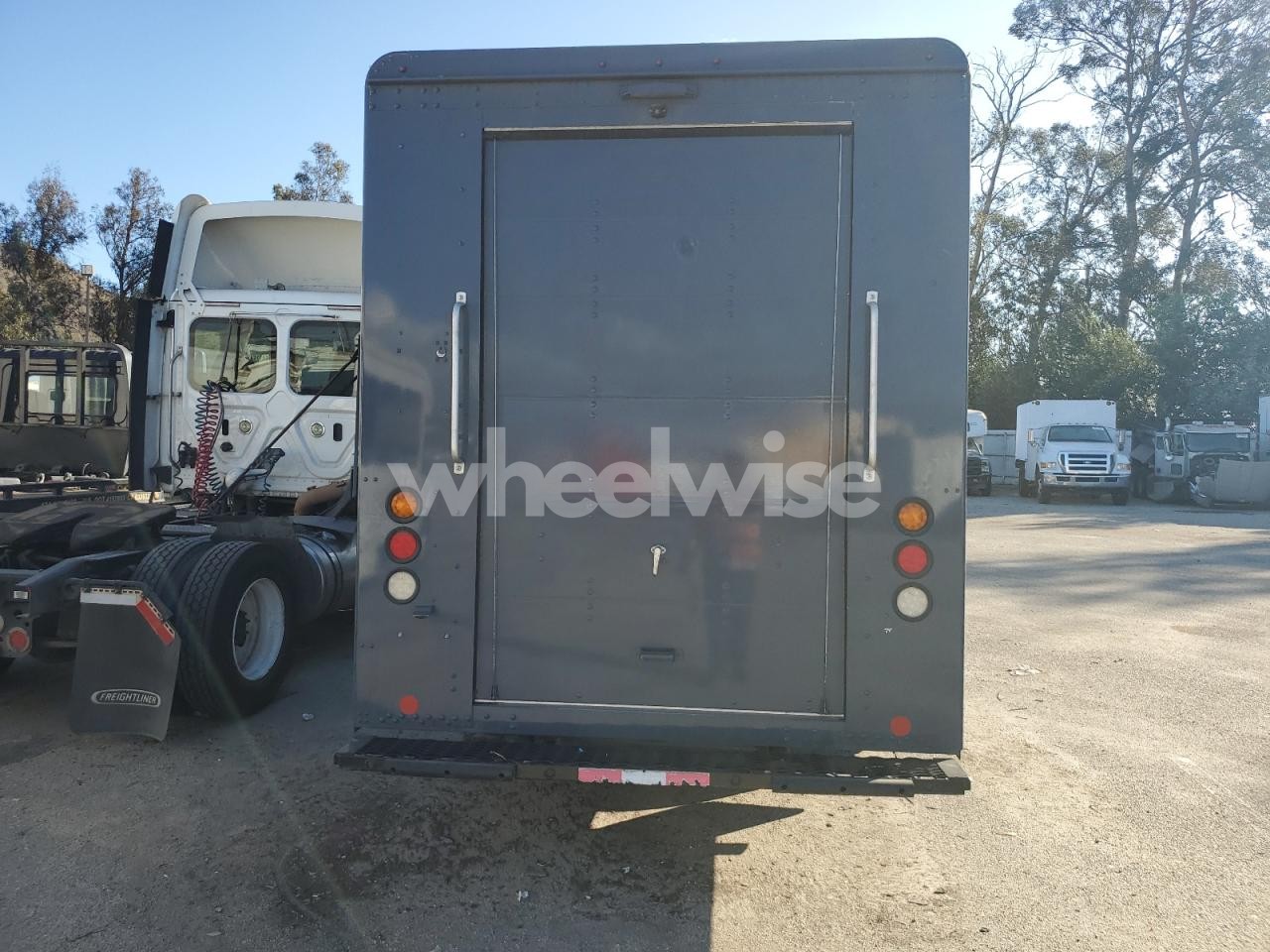 Photo 6 of 2021 FREIGHTLINER CHASSIS M LINE WALK-IN VAN (VIN 4UZAC2GA8MCMM9786)