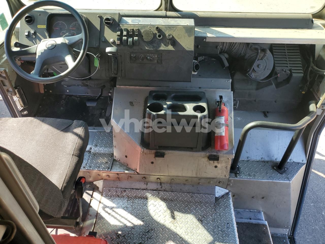 Photo 8 of 2021 FREIGHTLINER CHASSIS M LINE WALK-IN VAN (VIN 4UZAC2GA8MCMM9786)