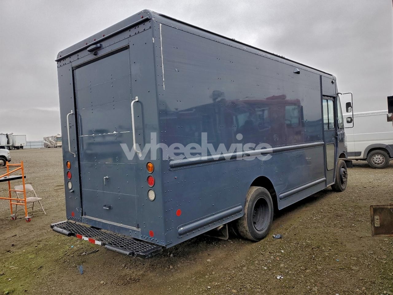 Photo 3 of 2021 FREIGHTLINER MT 45G DELIVERY TRUCK (VIN 4UZAC2GA9MCMM9473)