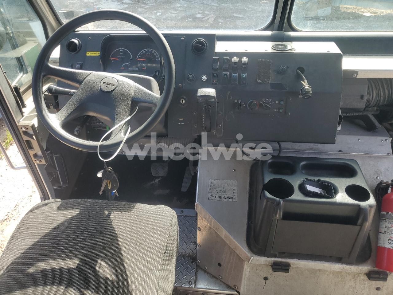 Photo 8 of 2021 FREIGHTLINER CHASSIS M LINE WALK-IN VAN (VIN 4UZAC2GAXMCMM9577)