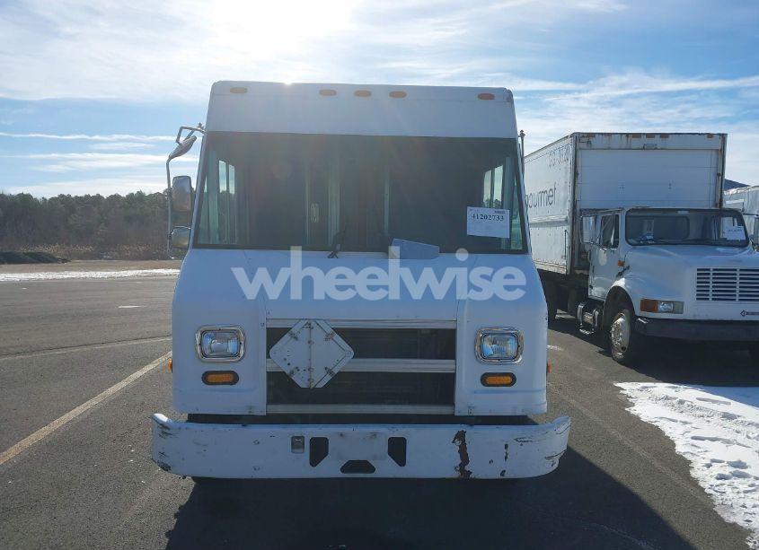 Photo 11 of 2007 Freightliner Chassis M LINE WALK-IN VAN (VIN 4UZACCCP17CZ86794)