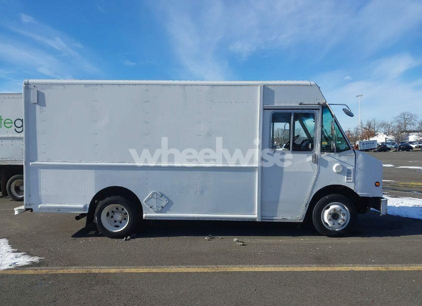 Photo 12 of 2007 Freightliner Chassis M LINE WALK-IN VAN (VIN 4UZACCCP17CZ86794)