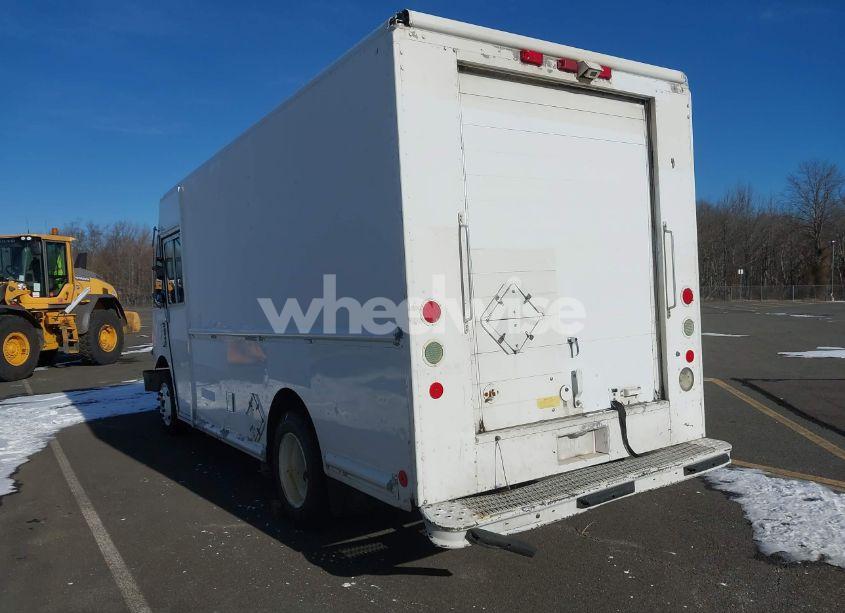 Photo 3 of 2007 Freightliner Chassis M LINE WALK-IN VAN (VIN 4UZACCCP17CZ86794)