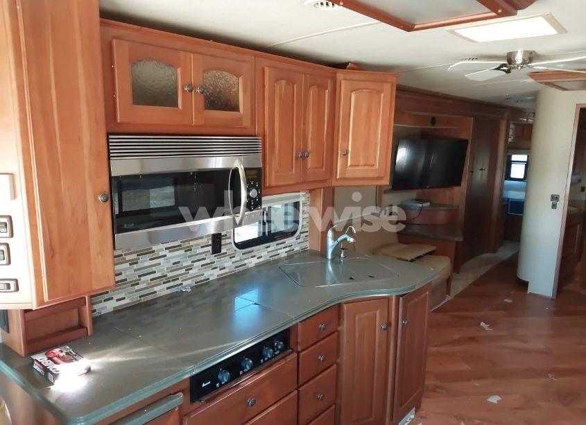 Photo 6 of 2007 Freightliner Chassis X LINE MOTOR HOME (VIN 4UZACFCY97CY67045)