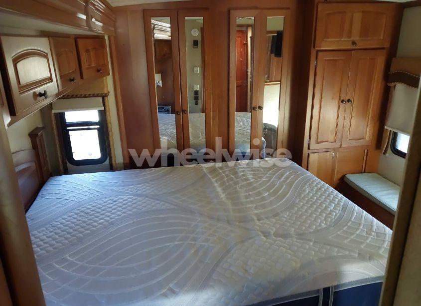 Photo 8 of 2007 Freightliner Chassis X LINE MOTOR HOME (VIN 4UZACFCY97CY67045)