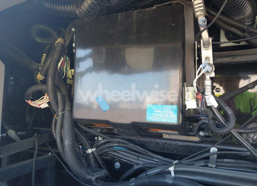 Photo 12 of 2024 Freightliner Holiday RAMBLER ARMADA MOTOR HOME XC (VIN 4UZACGFEXRCVJ4419)