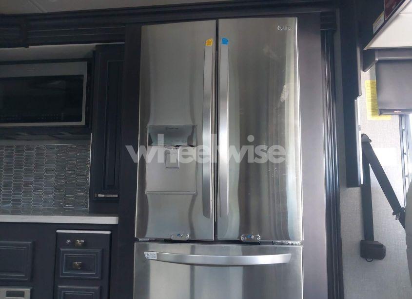 Photo 14 of 2024 Freightliner Holiday RAMBLER ARMADA MOTOR HOME XC (VIN 4UZACGFEXRCVJ4419)