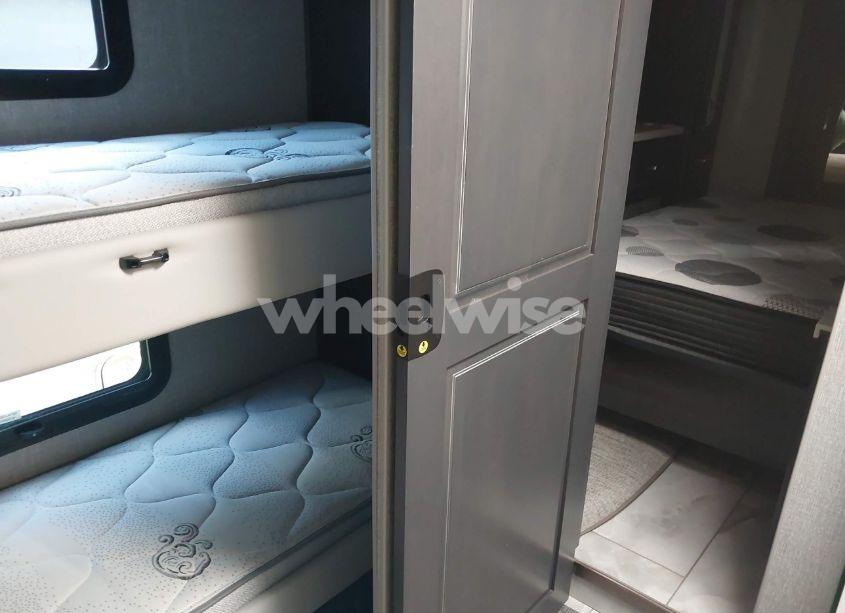 Photo 18 of 2024 Freightliner Holiday RAMBLER ARMADA MOTOR HOME XC (VIN 4UZACGFEXRCVJ4419)