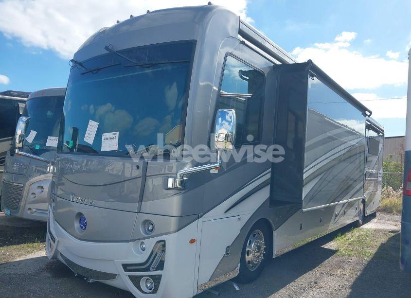 Photo 2 of 2024 Freightliner Holiday RAMBLER ARMADA MOTOR HOME XC (VIN 4UZACGFEXRCVJ4419)