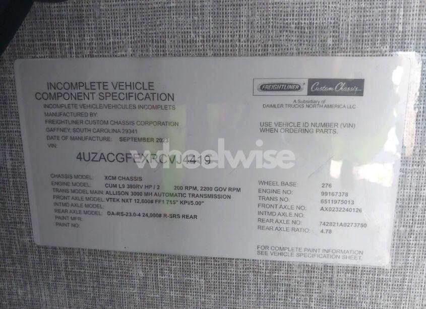 Photo 9 of 2024 Freightliner Holiday RAMBLER ARMADA MOTOR HOME XC (VIN 4UZACGFEXRCVJ4419)