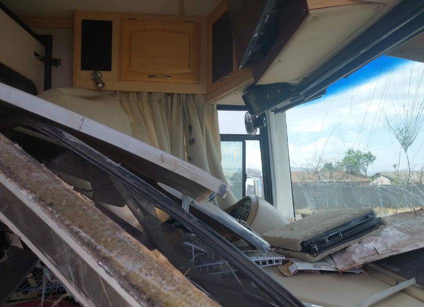 Photo 5 of 2006 Freightliner Chassis X LINE MOTOR HOME (VIN 4UZACJDC46CX61297)