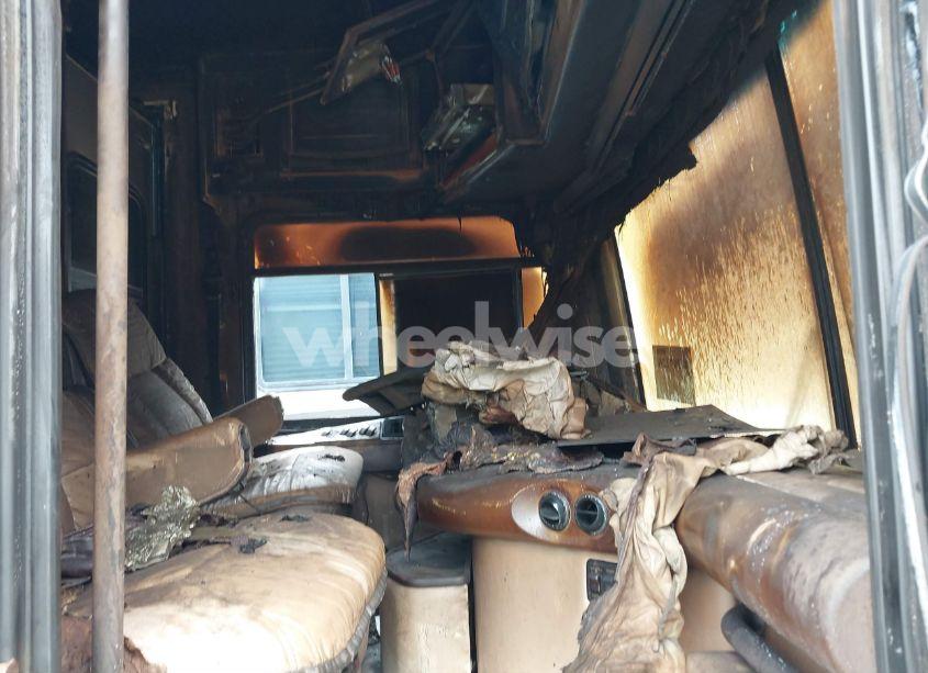 Photo 5 of 2007 Freightliner Chassis X LINE MOTOR HOME (VIN 4UZACJDCX7CY99606)